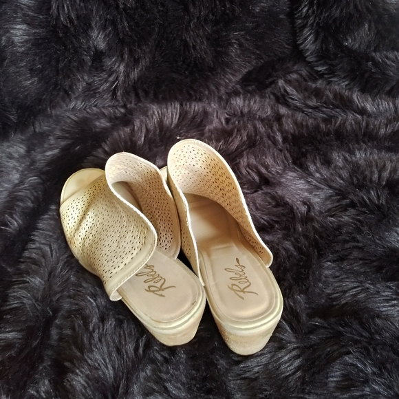 Shoes - Picture 3 of 5